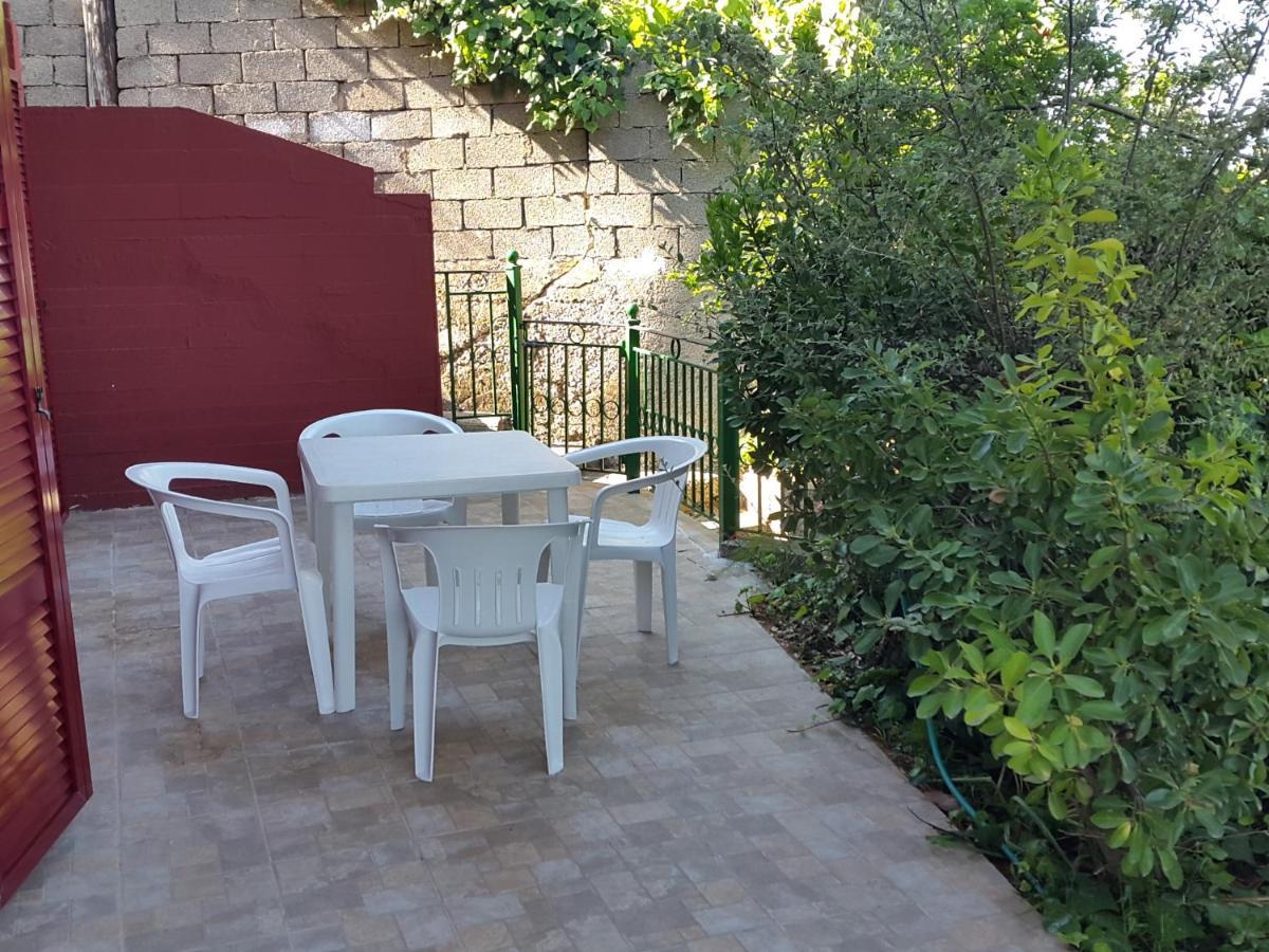 בניטסס Faliraki Apartments מראה חיצוני תמונה